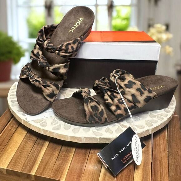 Vionic Park Rizzo Orthotic Comfort Leopard Wedge Sandals Women’s Size 8 NIB - Picture 2 of 10